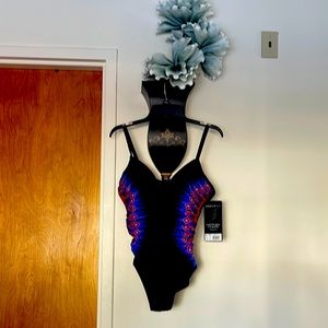 Miraclesuit Size 12 Temptation